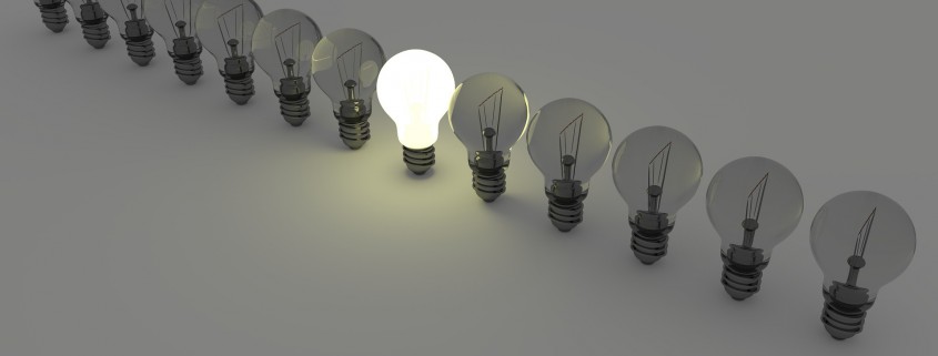 light-bulbs-1125016_1920